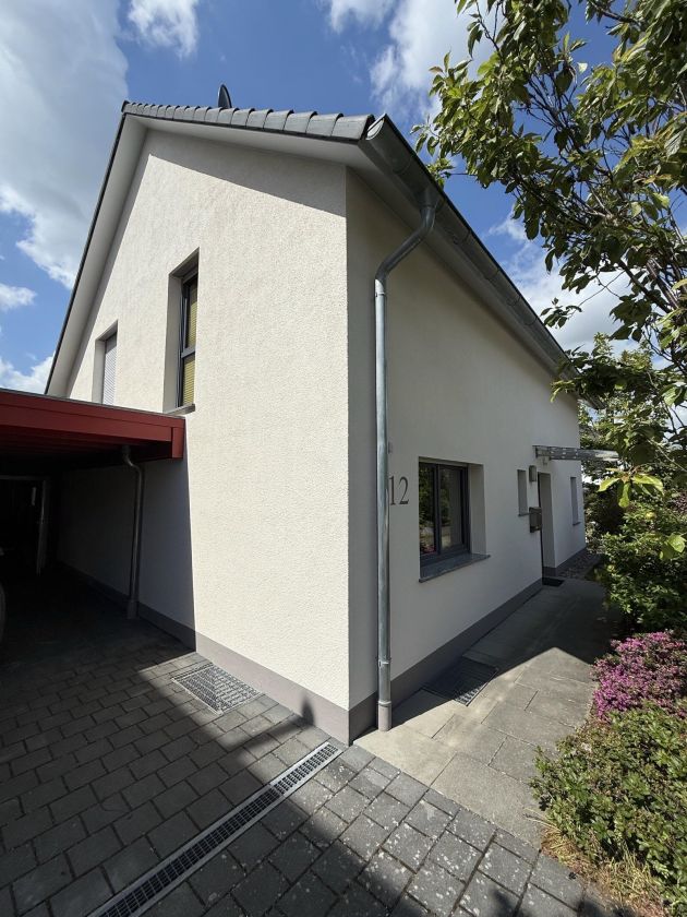 Referenzobjekt im Bereich Fassaden­­gestaltung des Malerfachbetriebs Christiane Bruder aus Achern
