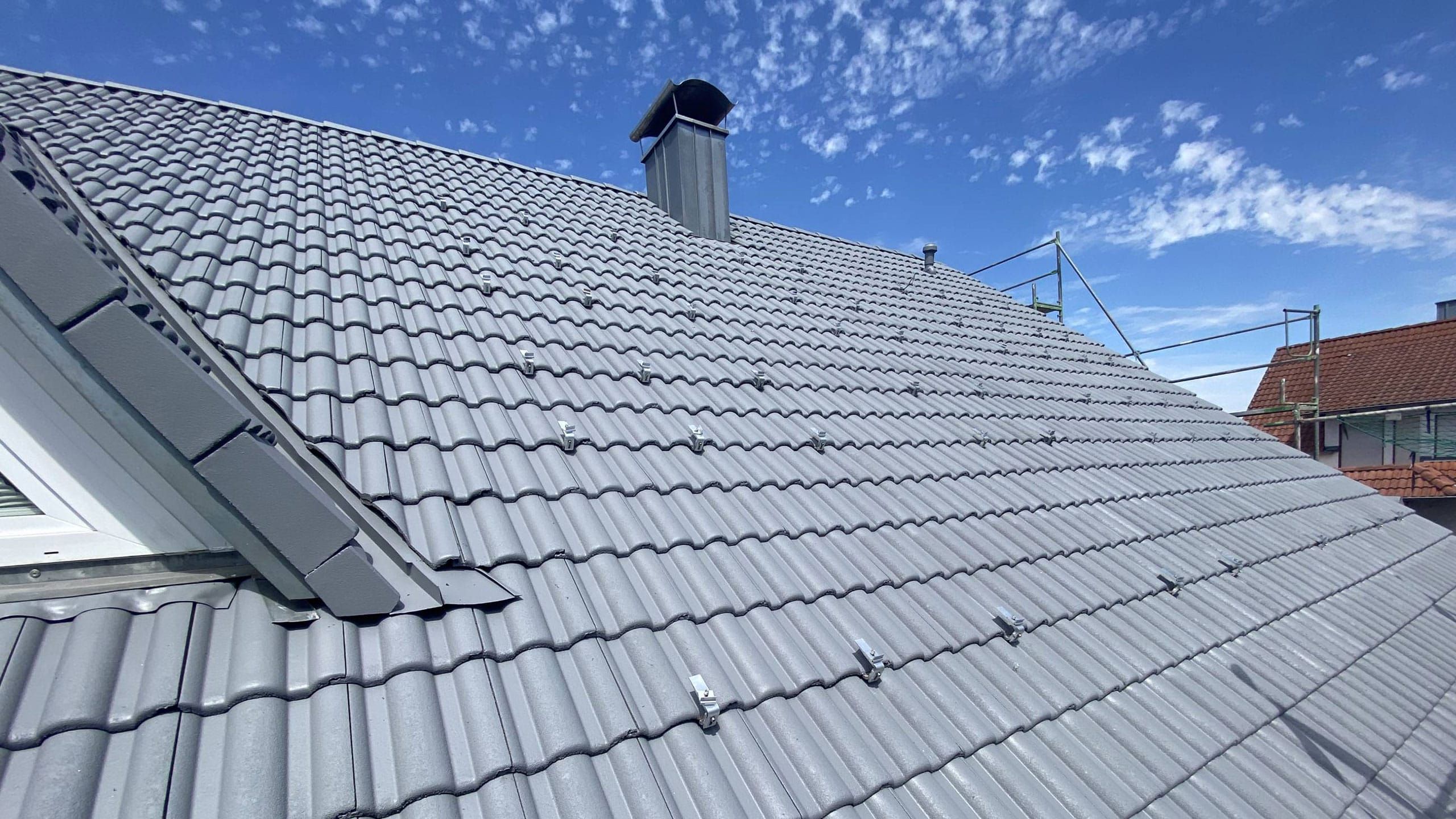 Dachbeschichtung – Schutz und Werterhalt für Dachflächen